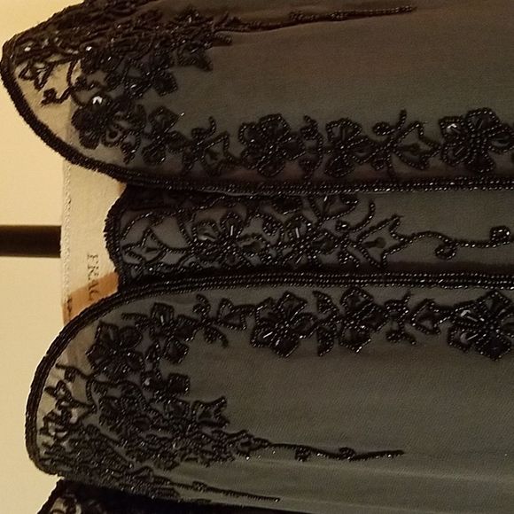 Ikara beaded tank and blouse - Picture 5 of 7